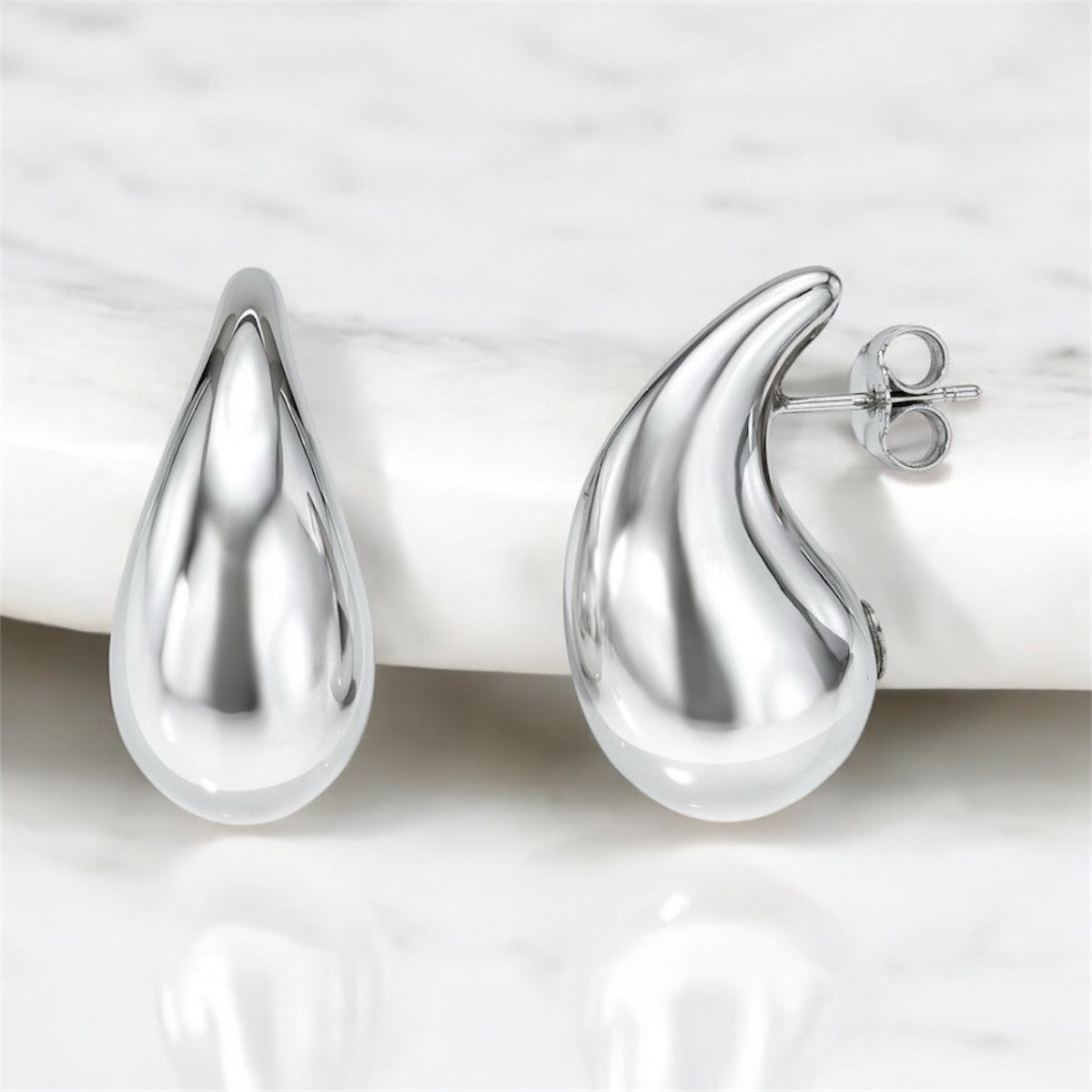 Aretes gota / Plateados - A006