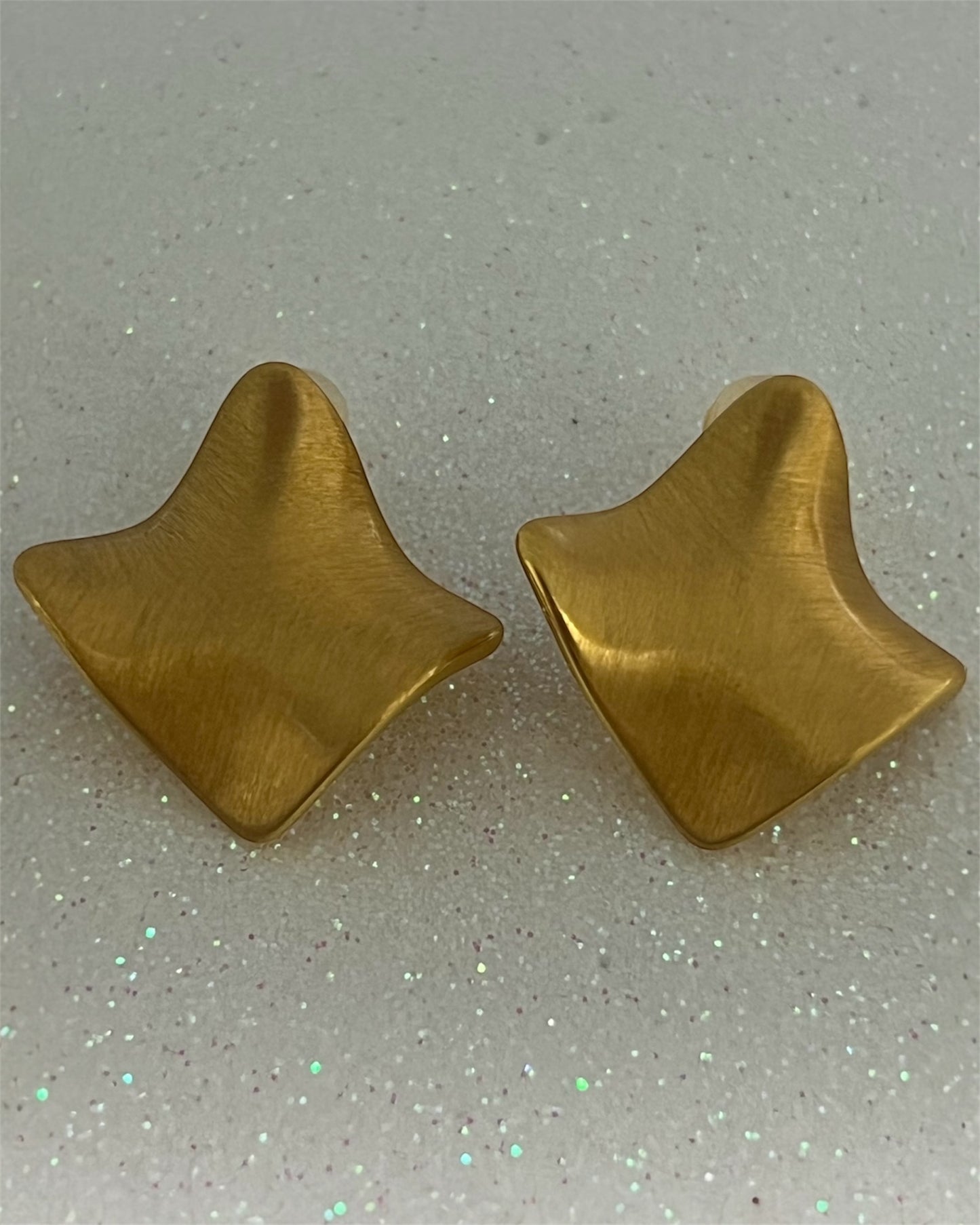 B142- Aretes