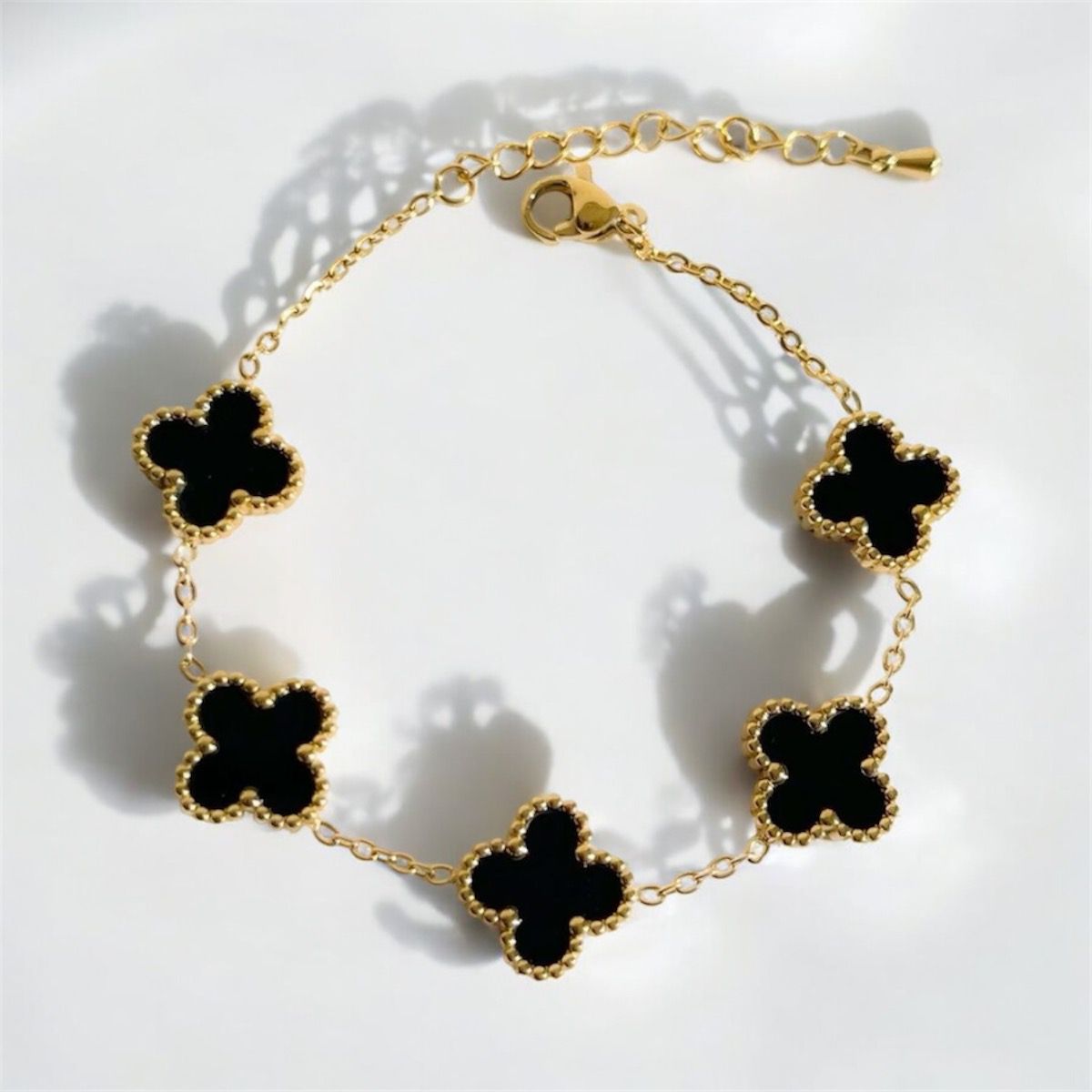 PULSERA TENDENCIA NEGRA P020